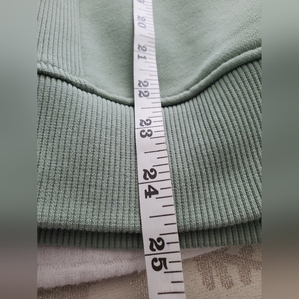 Carhatt Womens Relaxed Fit Midweight Crewneck Block Logo Sleeve Graphic Size: S - Picture 15 of 15